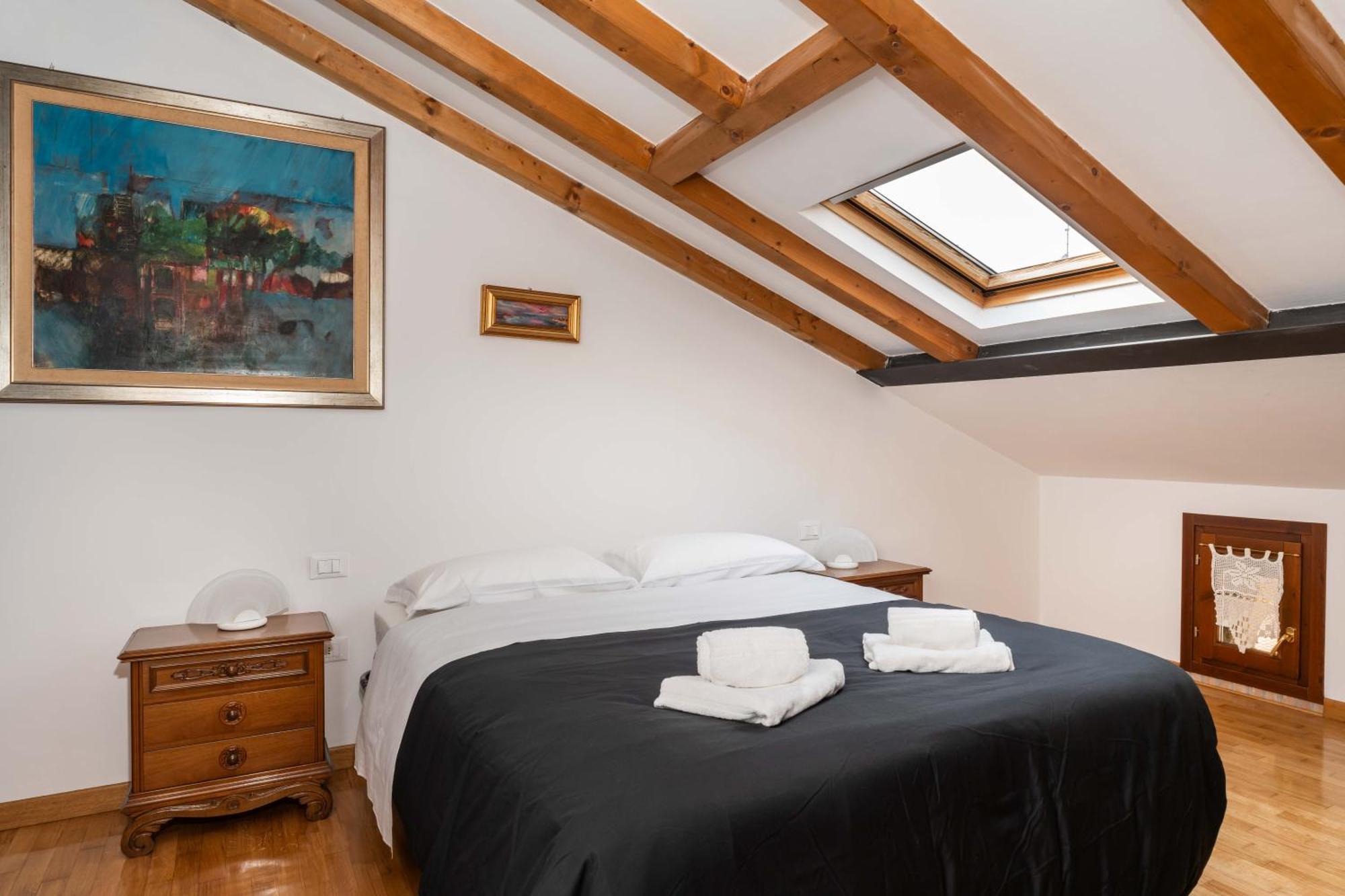 Veronetta Mini Attic Buitenkant foto